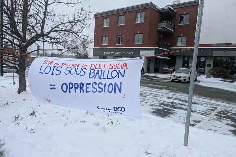 La CAQ accusée d’alimenter les inégalités : des groupes estriens réclament un changement de cap